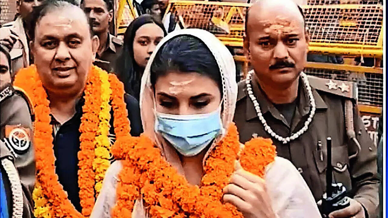 Jacqueline Fernandez  at the KVT temple