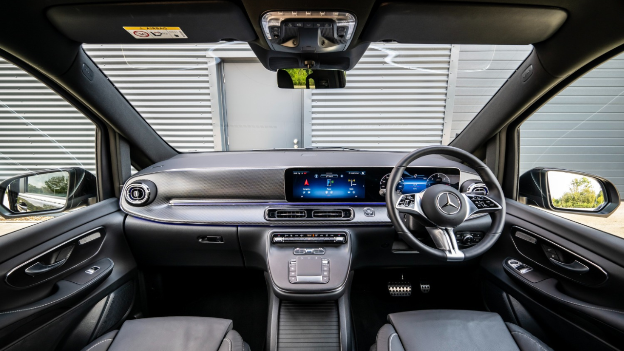 mercedes-benz-v-class-interior.jpg