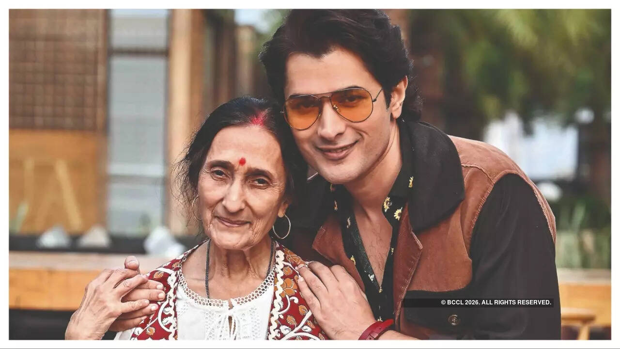 Abhay with his mother, Aasha (BCCL/Prashant Jadhav)
