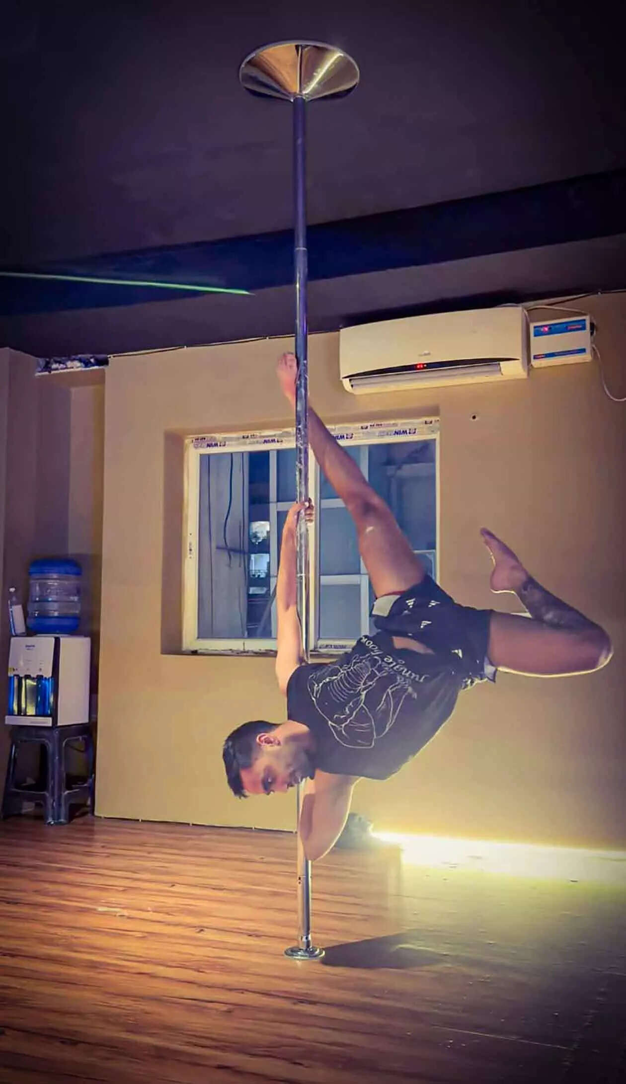 Kunal Sahni, pole dance hyderabad