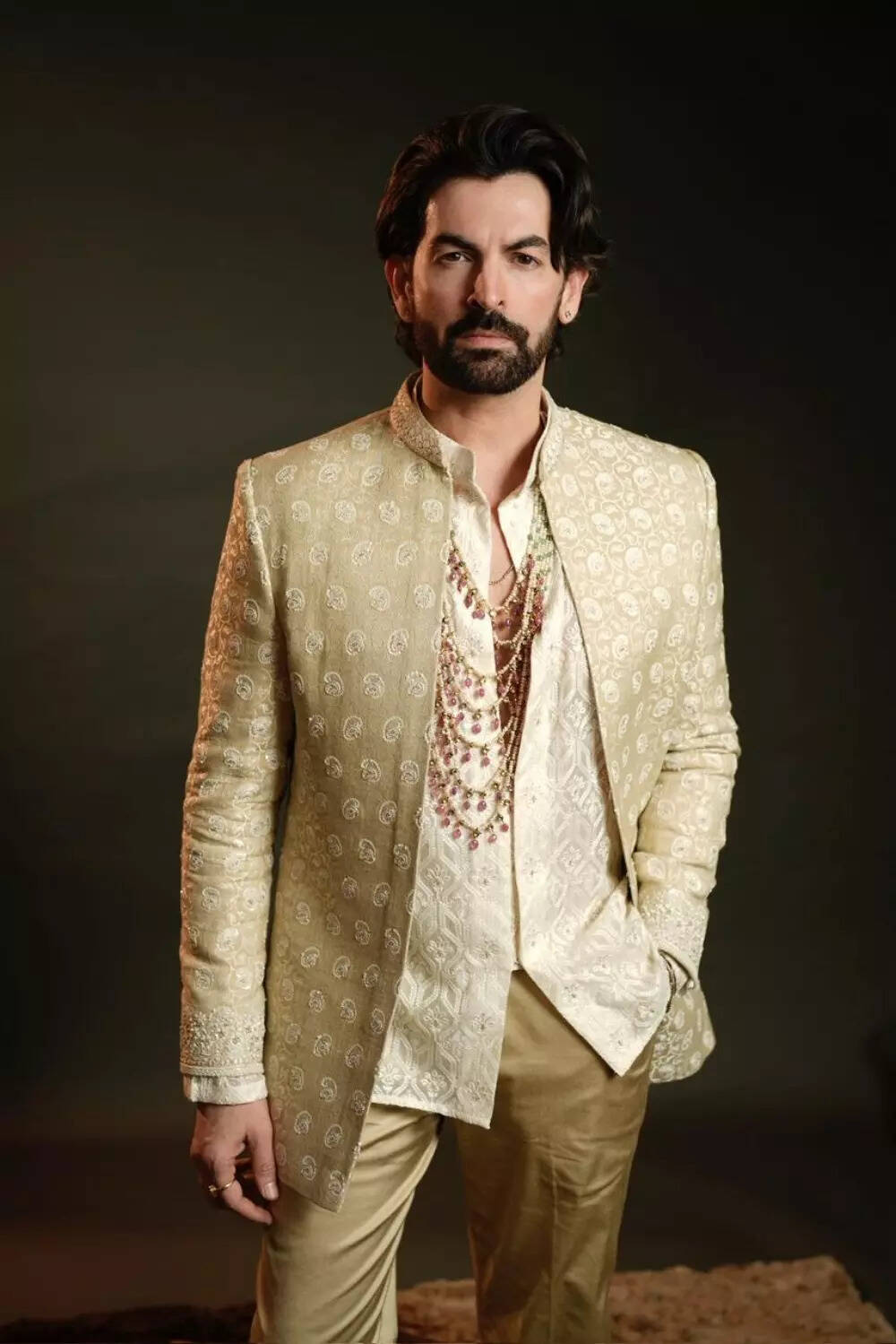  Mamatha Tulluri ‘s quiet revival of the Royal Weave, adorned by Neil Nitin Mukesh<br>