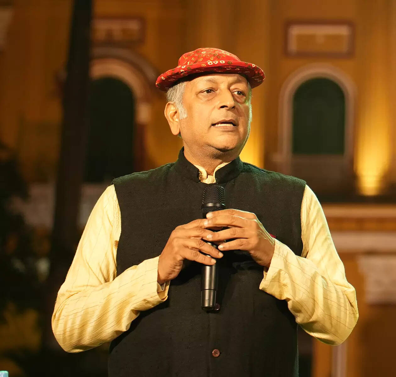 P6_SS_Sandip Naulakha