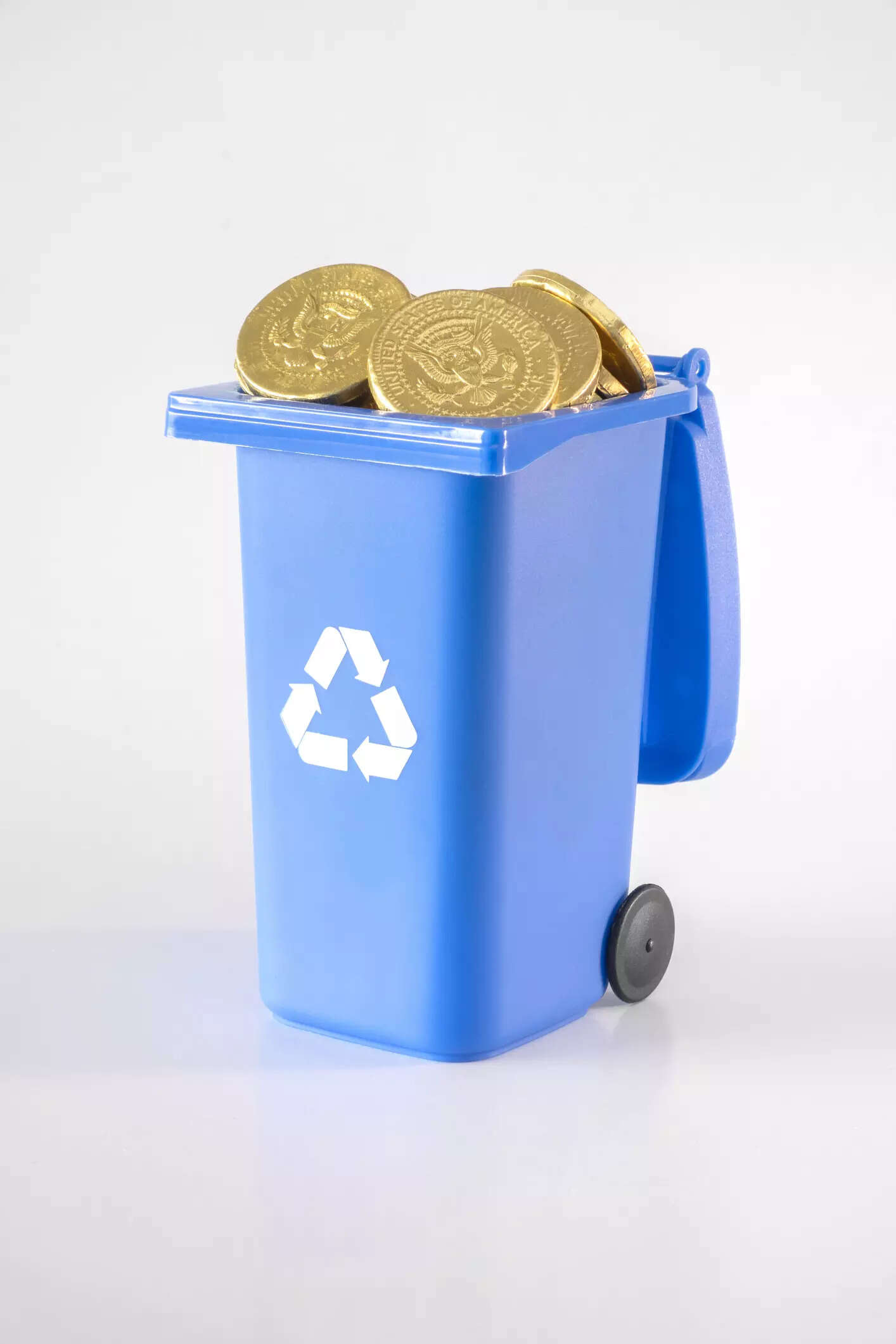 Dubai Waste Worker Returns Lost Gold Worth AED 50,000 to Indian Family in 3 Days