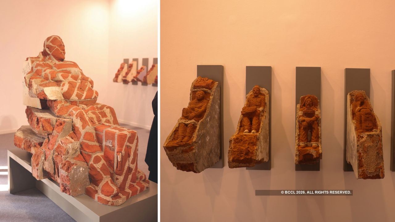 Haal Mukaam: Current Address was a solo exhibition by artist Girjesh Kumar Singh