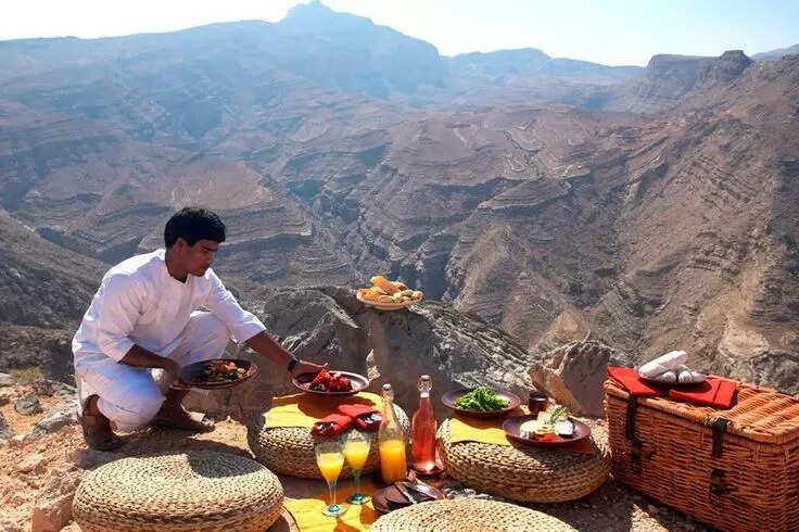 Are UAE's Ramadan Iftar Hikes the New Spiritual Escape?
