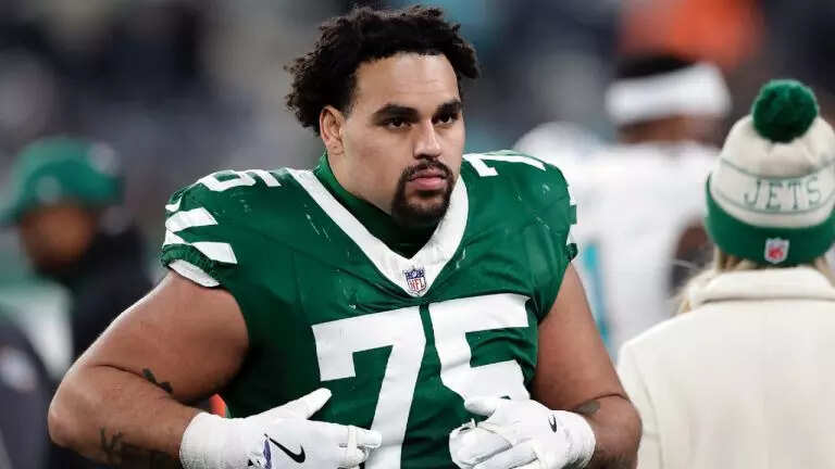 New York Jets guard Alijah Vera-Tucker (Image via Getty) New York Jets guard Alijah Vera-Tucker