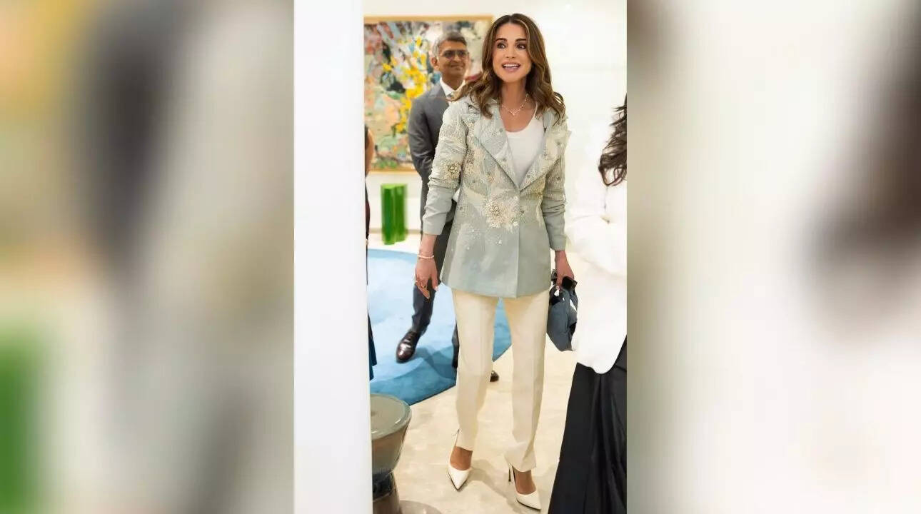 Queen Rania dressing style