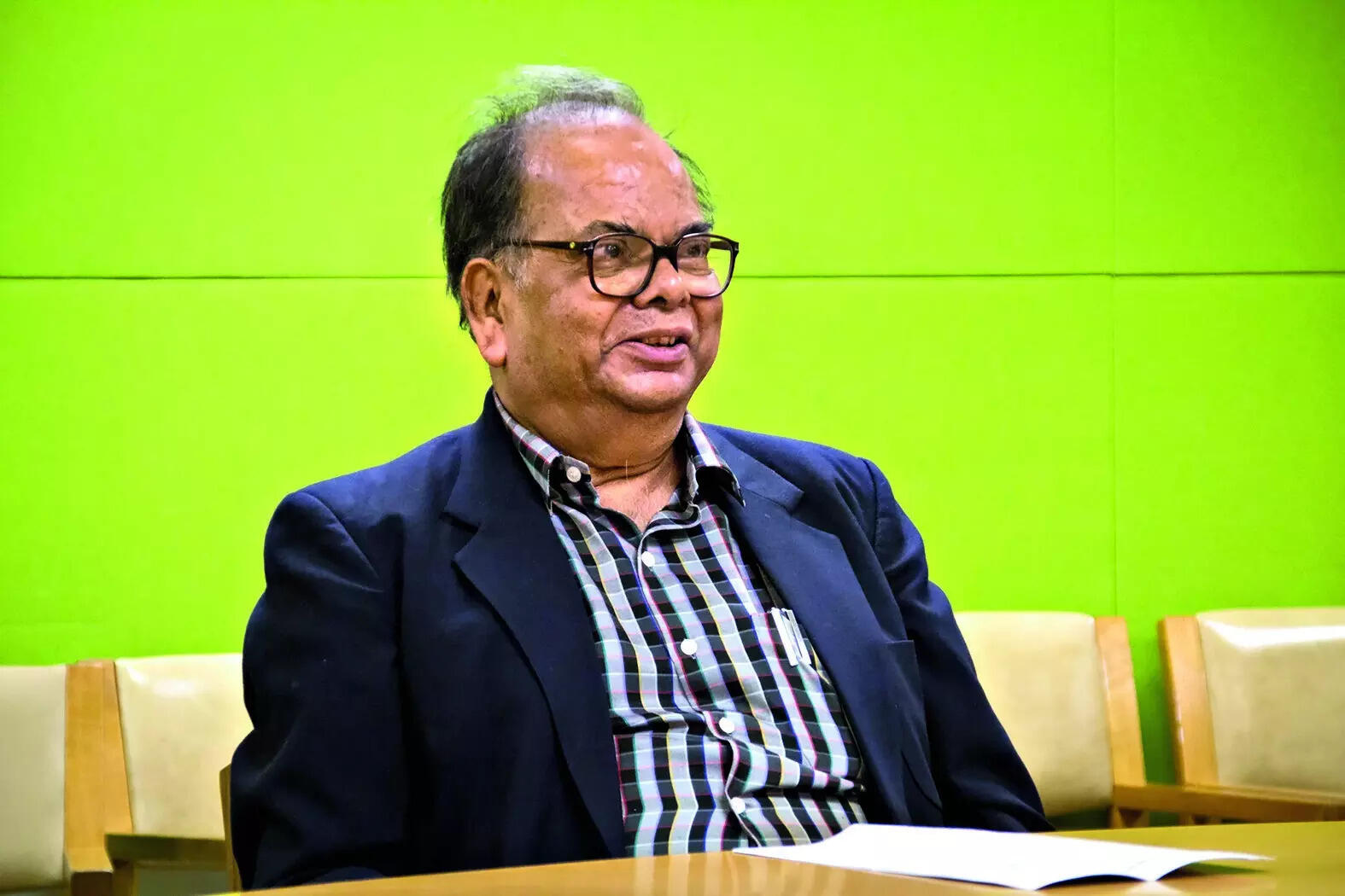 p3_ss_Bengali_author_Sankar_speaks_at_the_UN_-_6105163550