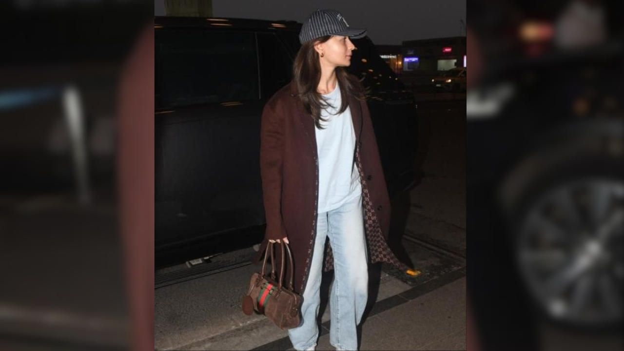 Instagram) The Piece Behind Alia Bhatt’s Chic Airport Look