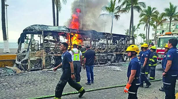 'एल मेनचो' कार्टेल के प्रमुख की सेना द्वारा हत्या किए जाने से मेक्सिको जल उठा