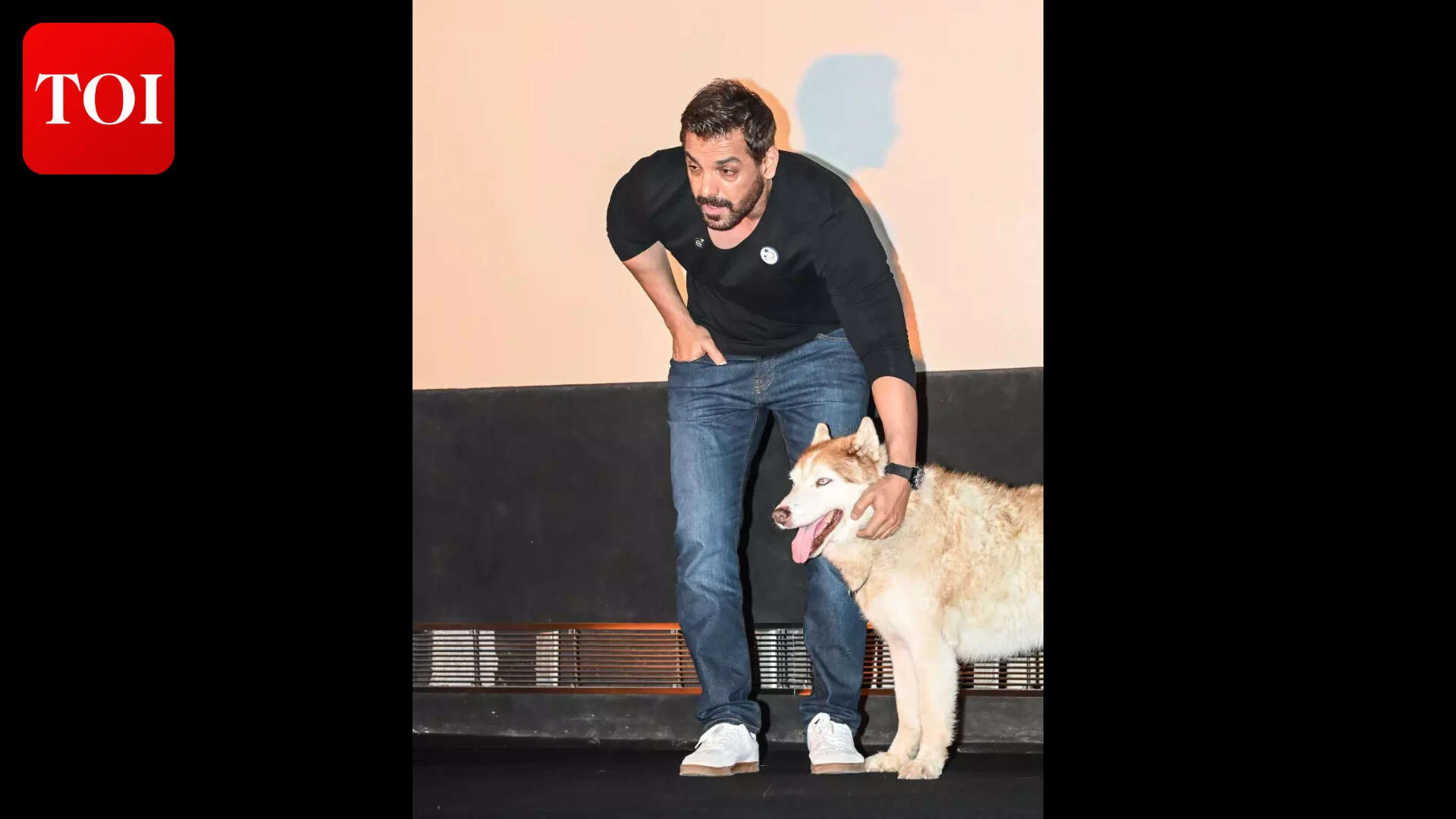 JohnAbraham_OSLOmovie_64