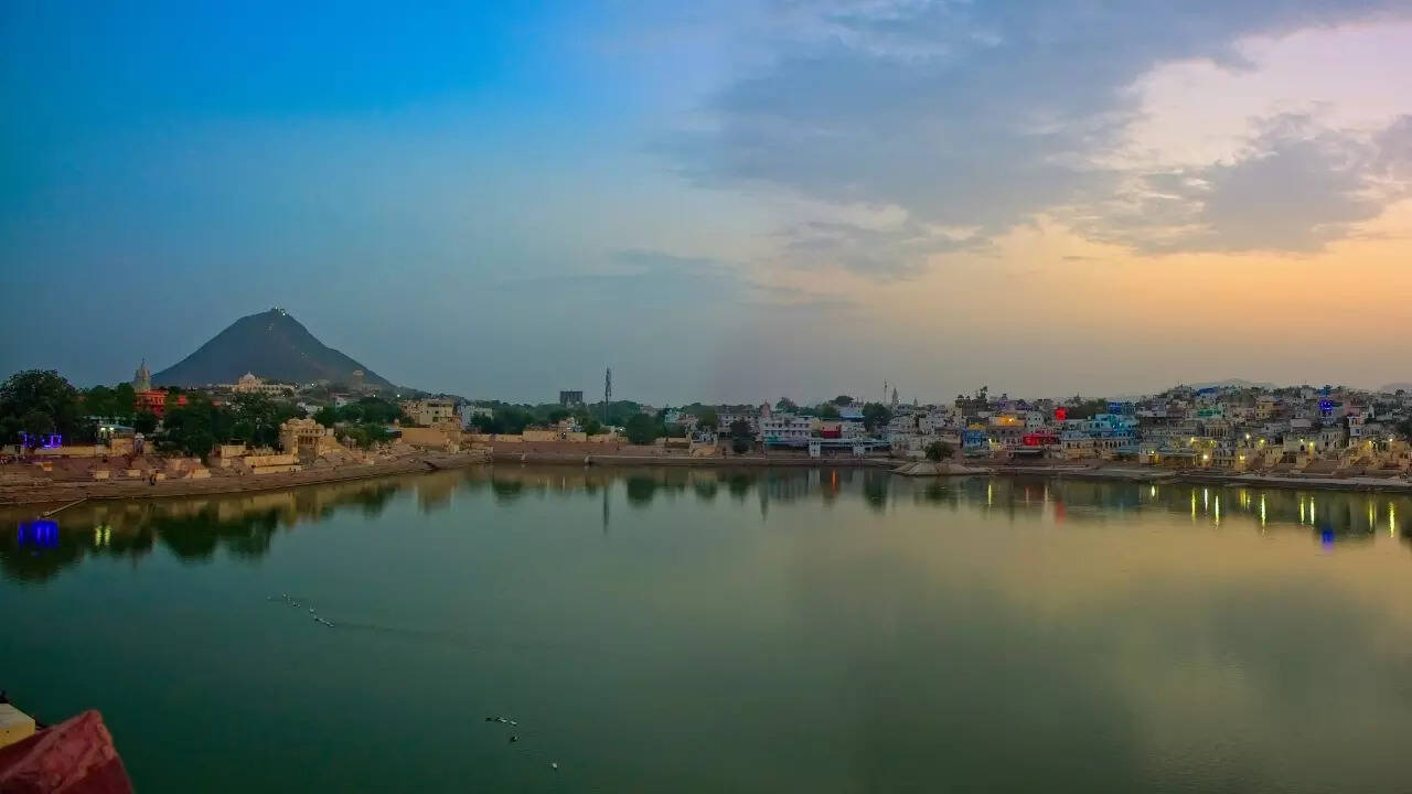 The sacred Pushkar Lake