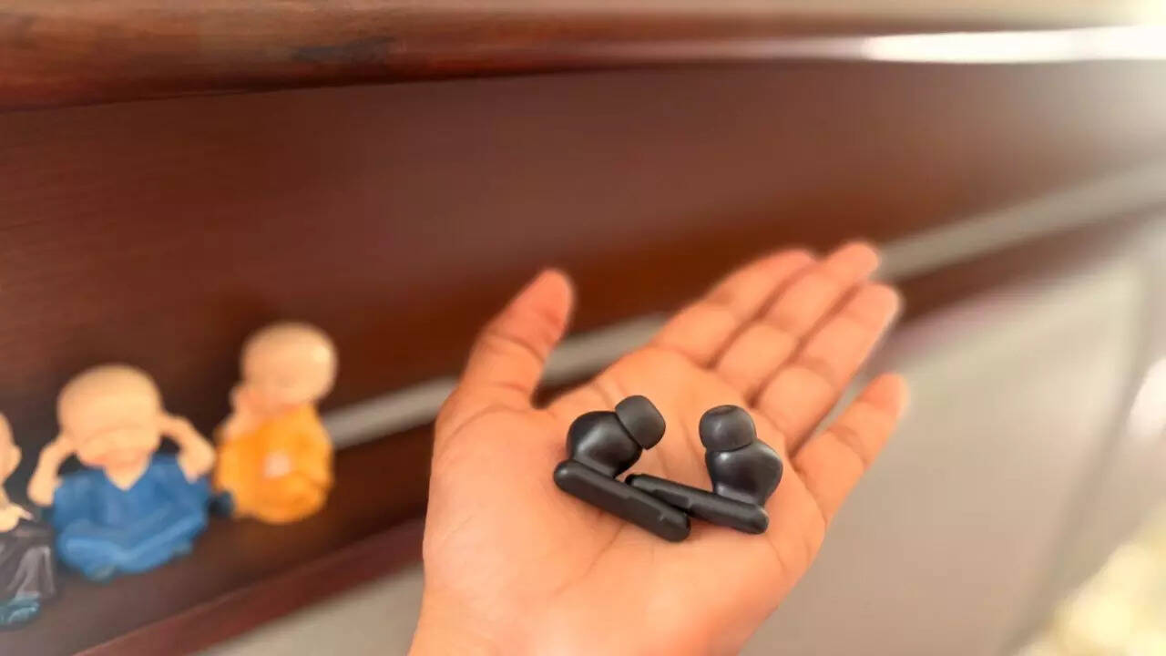 Dell Pro Plus Earbuds (EB525)