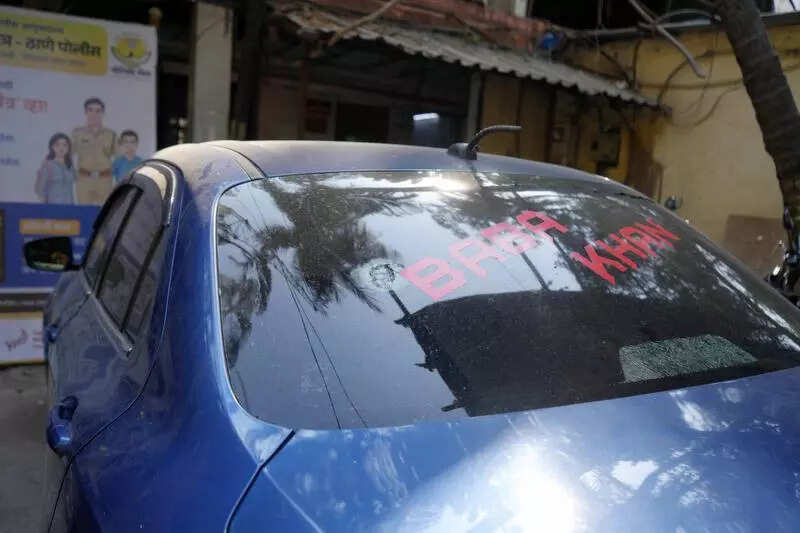 2 hurt after suspect escaping cops opens fire an hour after shooting outside Mumbra influencer’s home