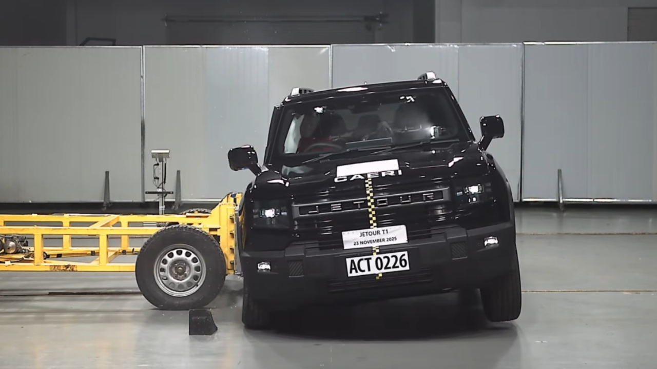 Under safety technology, the SUV scored 18.00 out of 21 points. I