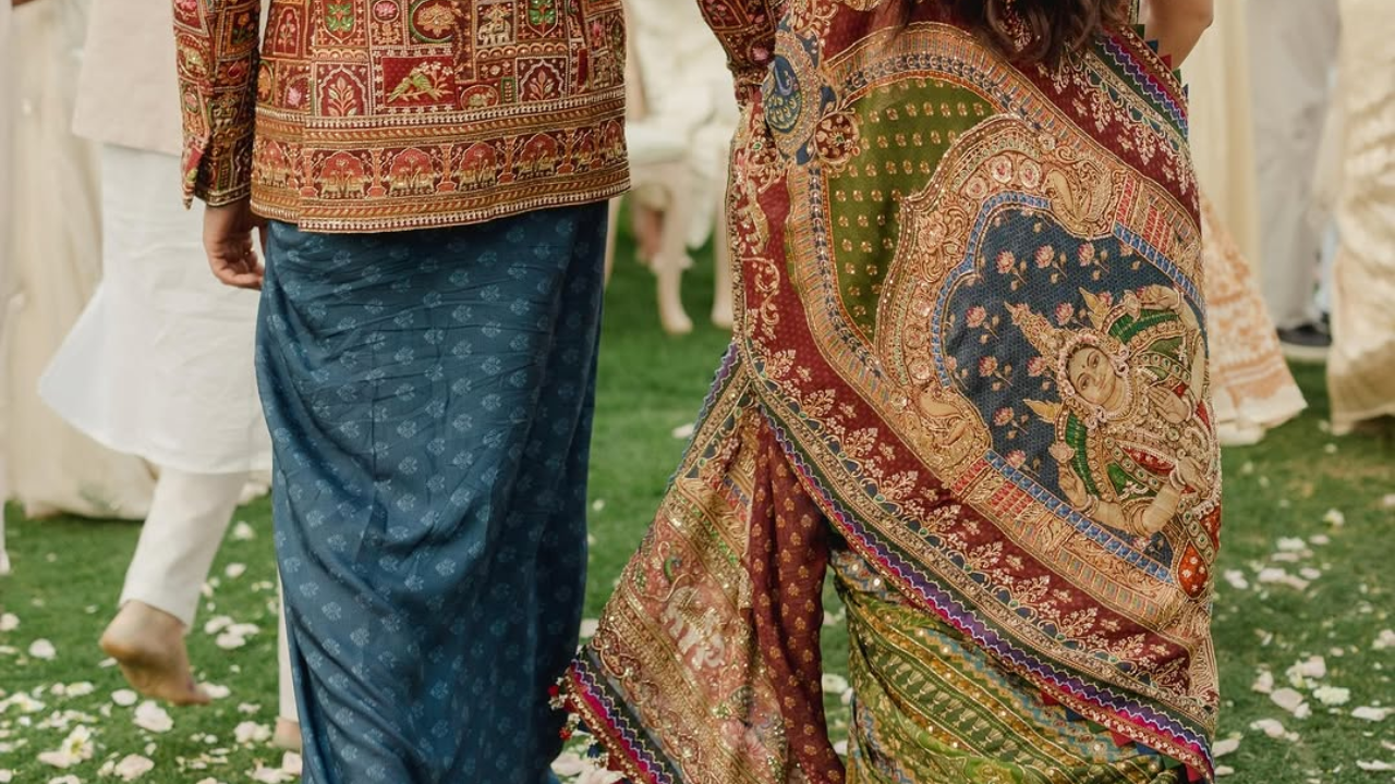 The Lakshmi Motif on Rashmika's Mehendi Dupatta
