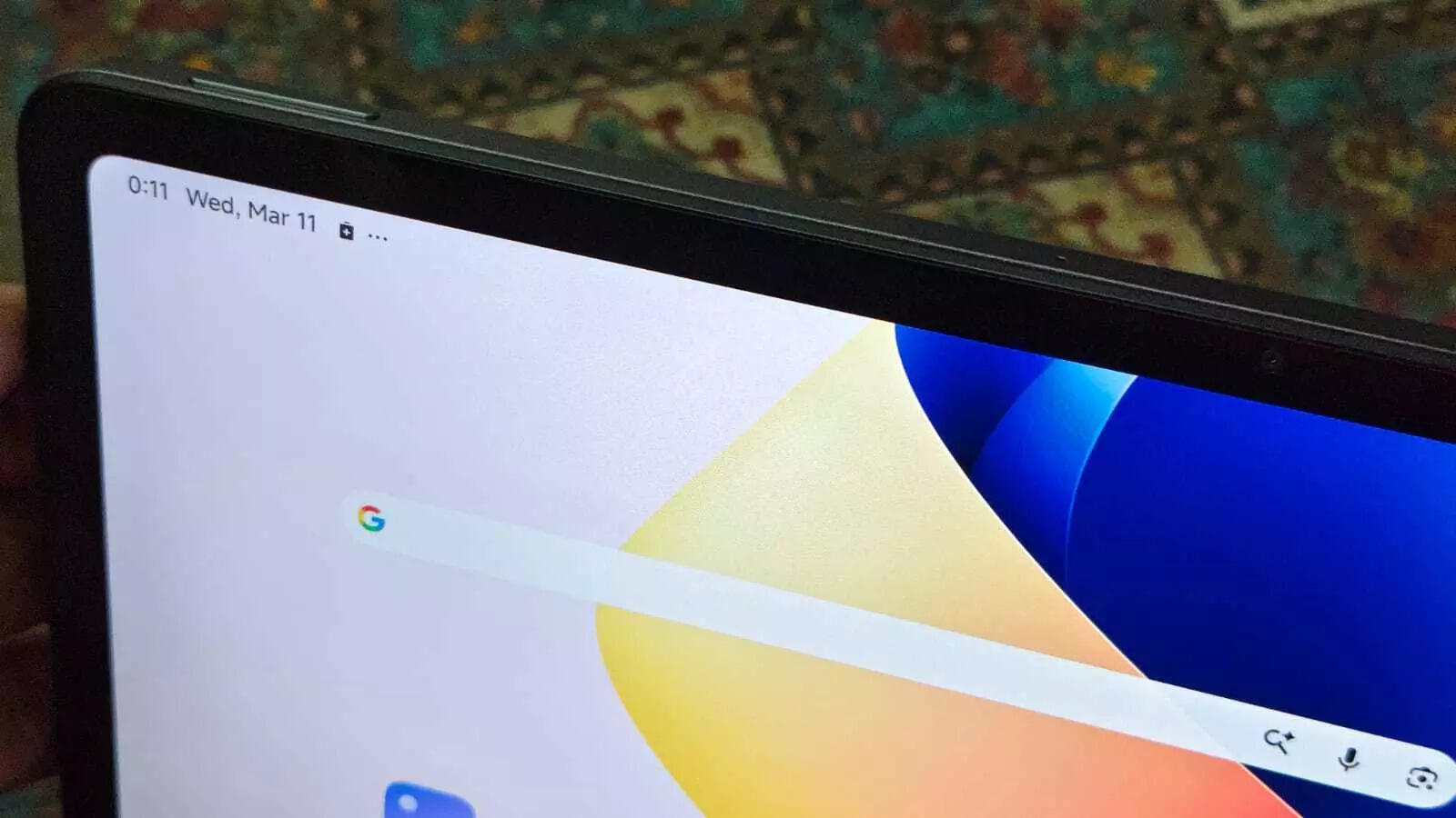 Redmi Pad 2 Pro volume buttons and front bezels