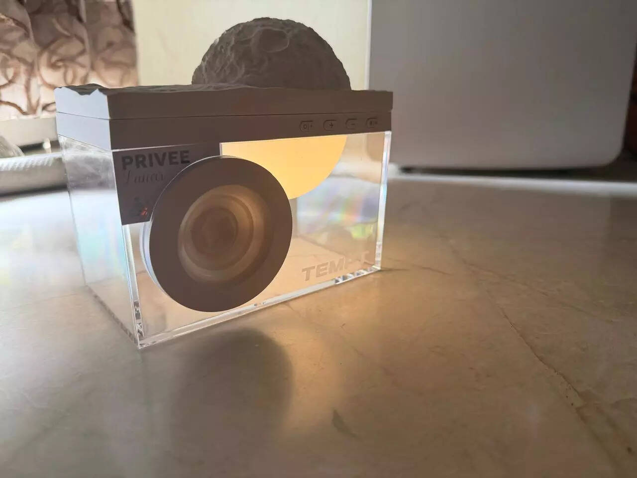 Tempt Privee Lunar 4-in-1 Bluetooth speaker review