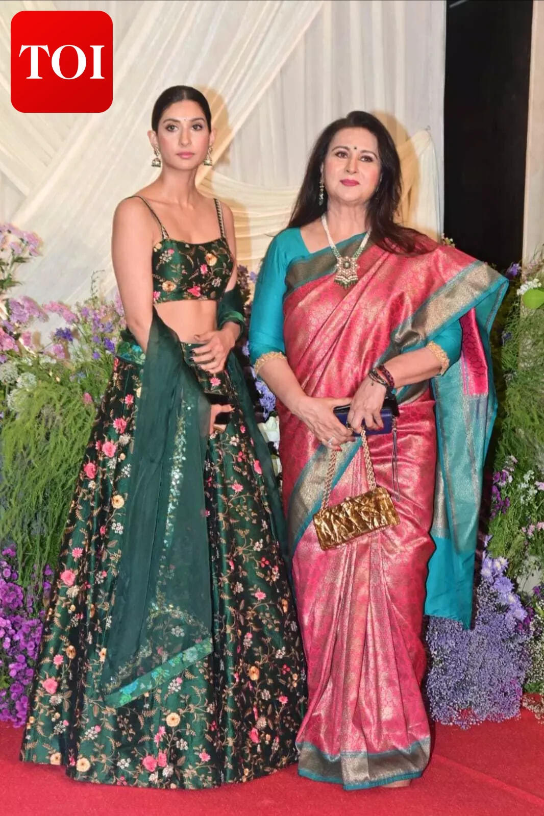 c8979bfd-1a7c-4b89-8ac8-86da05b4d448