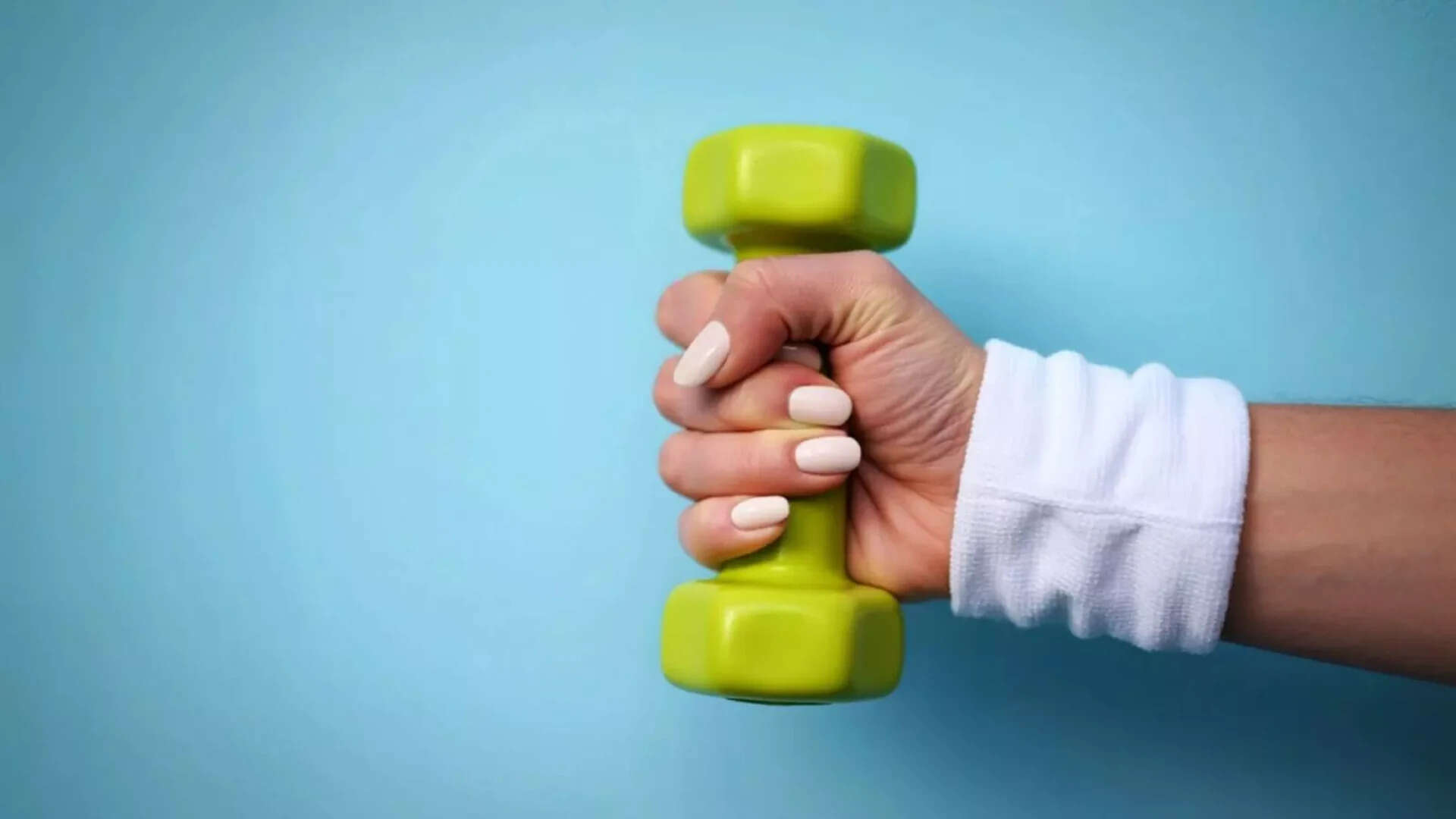 Experts say grip strength reflects muscle mass, nutrition, and overall physical robustness. grip
