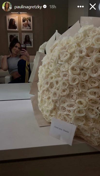 NHL-NHL legend Wayne Gretzky daughter Paulina Gretzky receives huge white rose bouquet from husband golfer Dustin Johnson