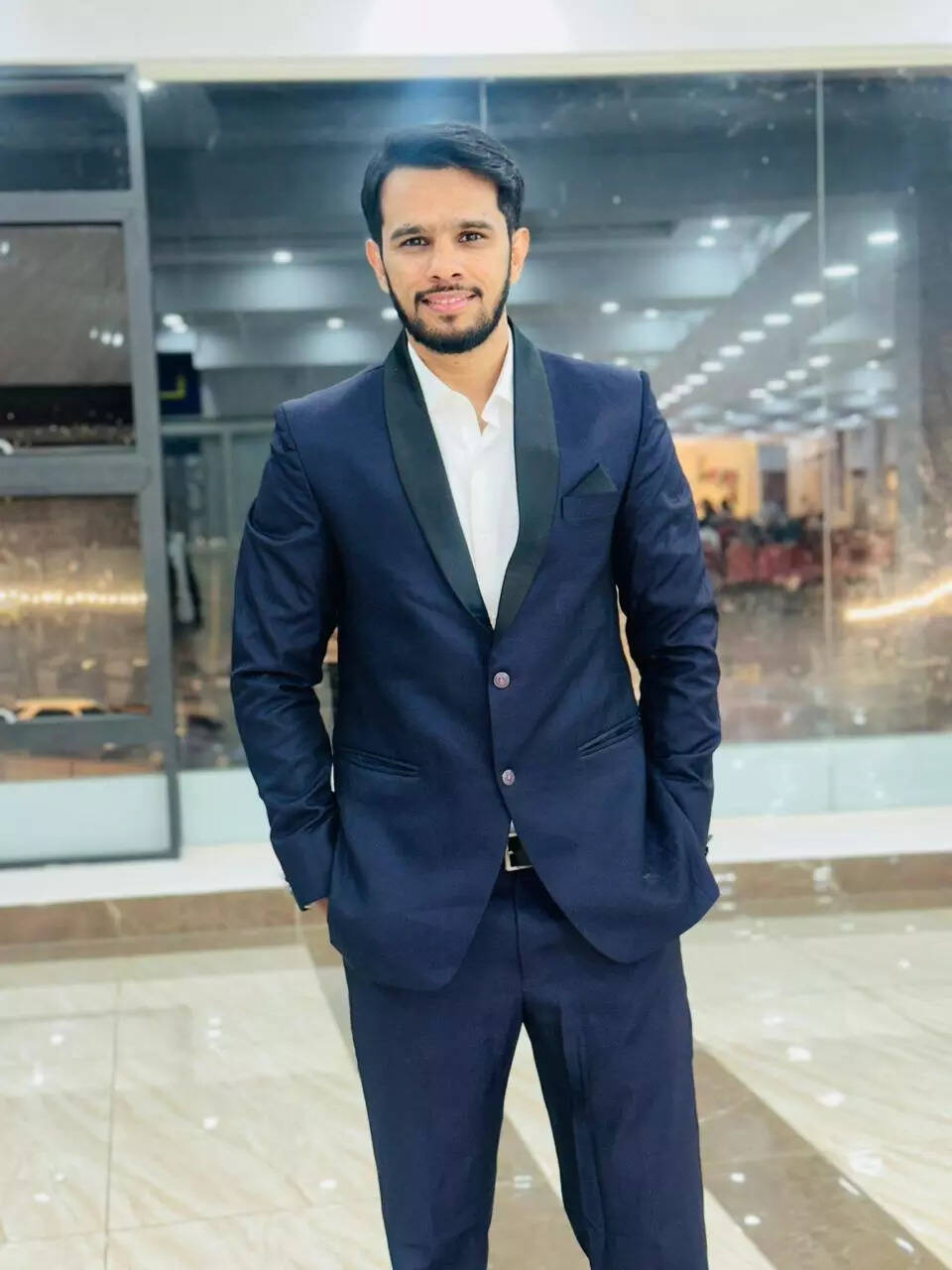 lead- Graphic- Sadiq