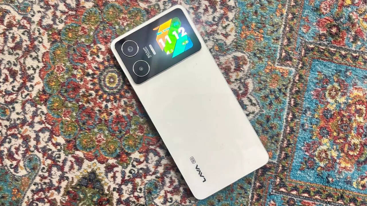 Smooth back panel finish