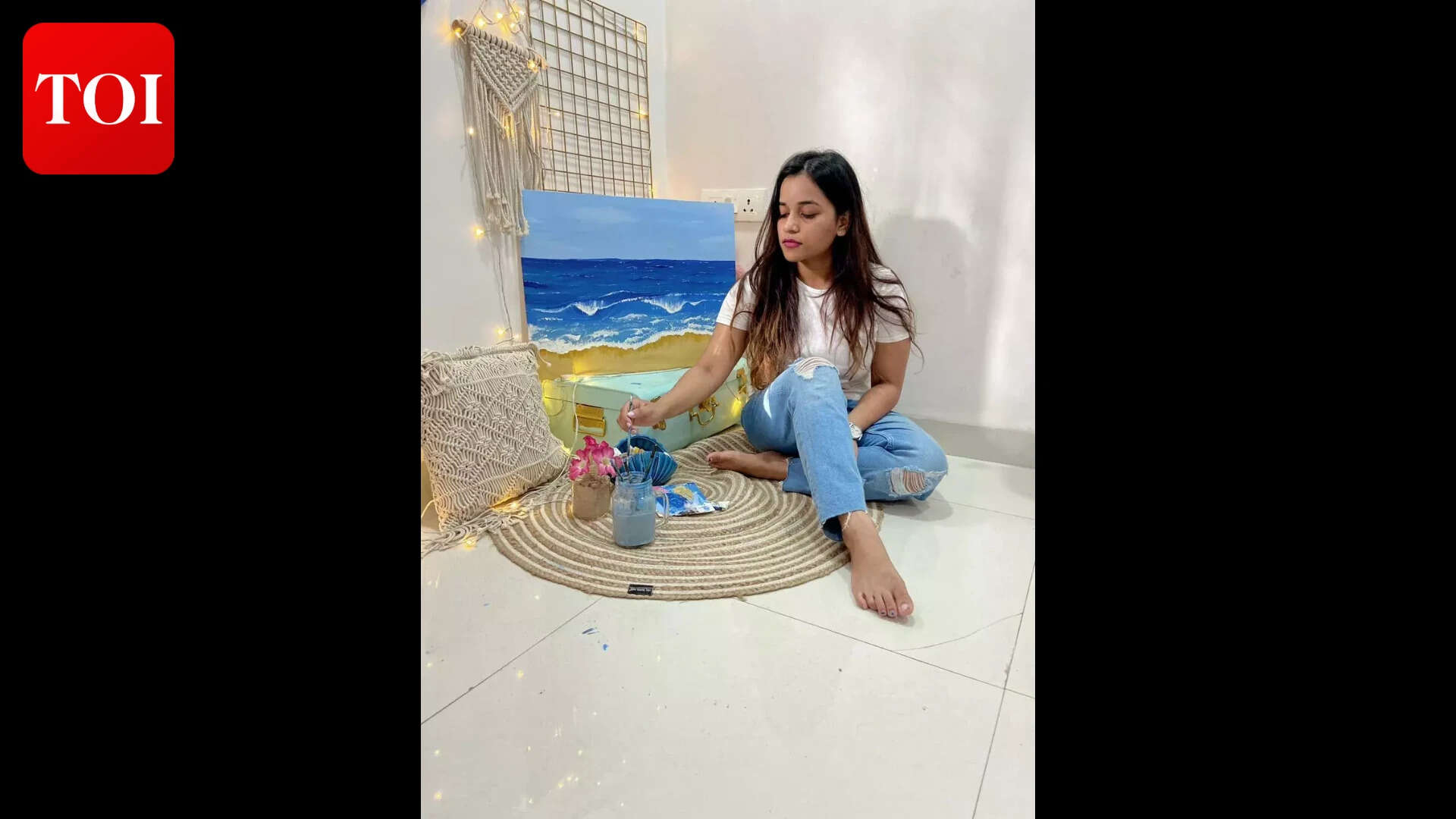 Katya Coelho prefers painting when she is stressed and this gives her happiness