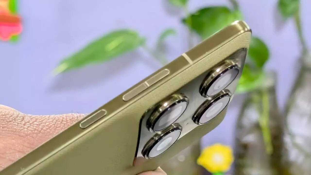 Sleek body, aluminum frame