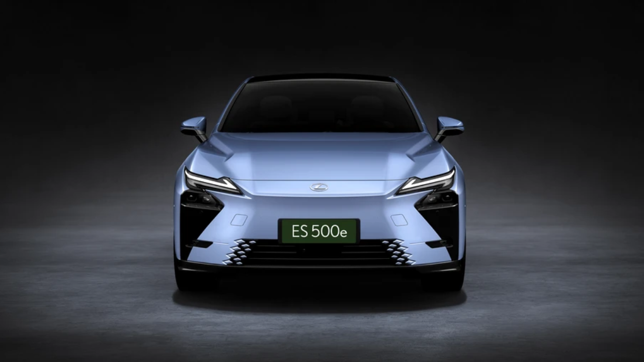 Lexus ES 500e