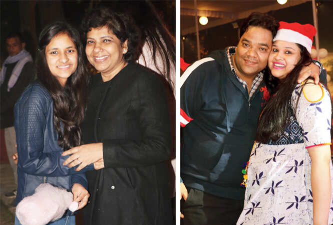 Anju and Somya Pansari (R) Dr Advait and Jyoti  (BCCL/ Unmesh Pandey)