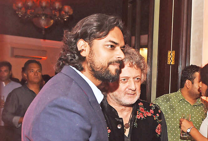 RAN_4136-Rahul-Mishra-and-Rohit-Bal---must