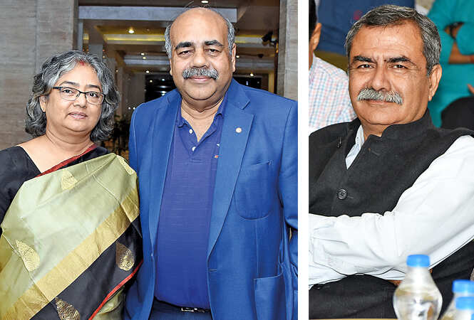 (L) Rashmi and Ajeet Prasad (R) Ravi Kapoor (BCCL/ Farhan Ahmad Siddiqui)