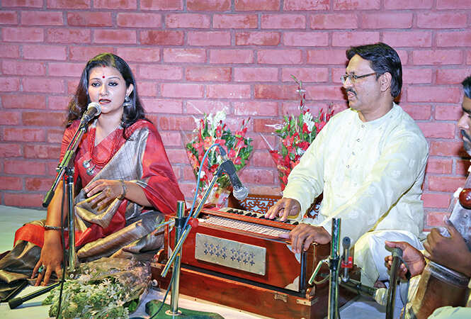 Koyal Dasgupta and Iliyaaz (BCCL)