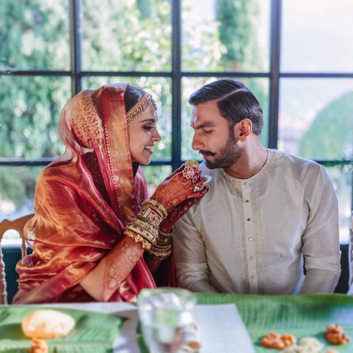 Ranveer Singh and Deepika Padukone wedding pictures, wallpapers, photos, images