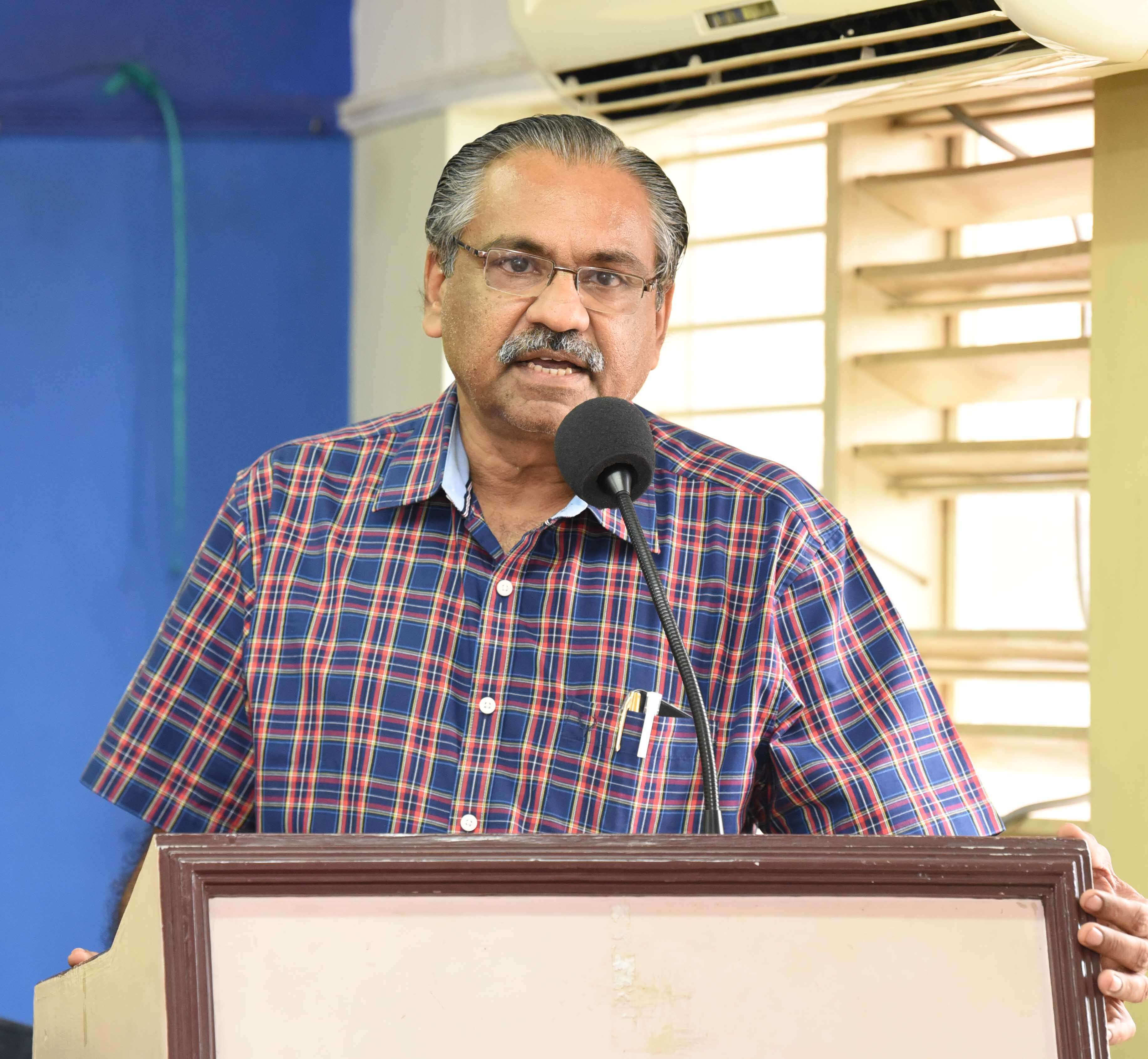 Karaykamandapam Vijayakumar