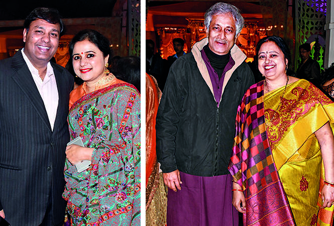 (L) Pankaj and Pooja Agarwal (R) Rakesh and Ratna Pandey (BCCL/ Vishnu Jaiswal)