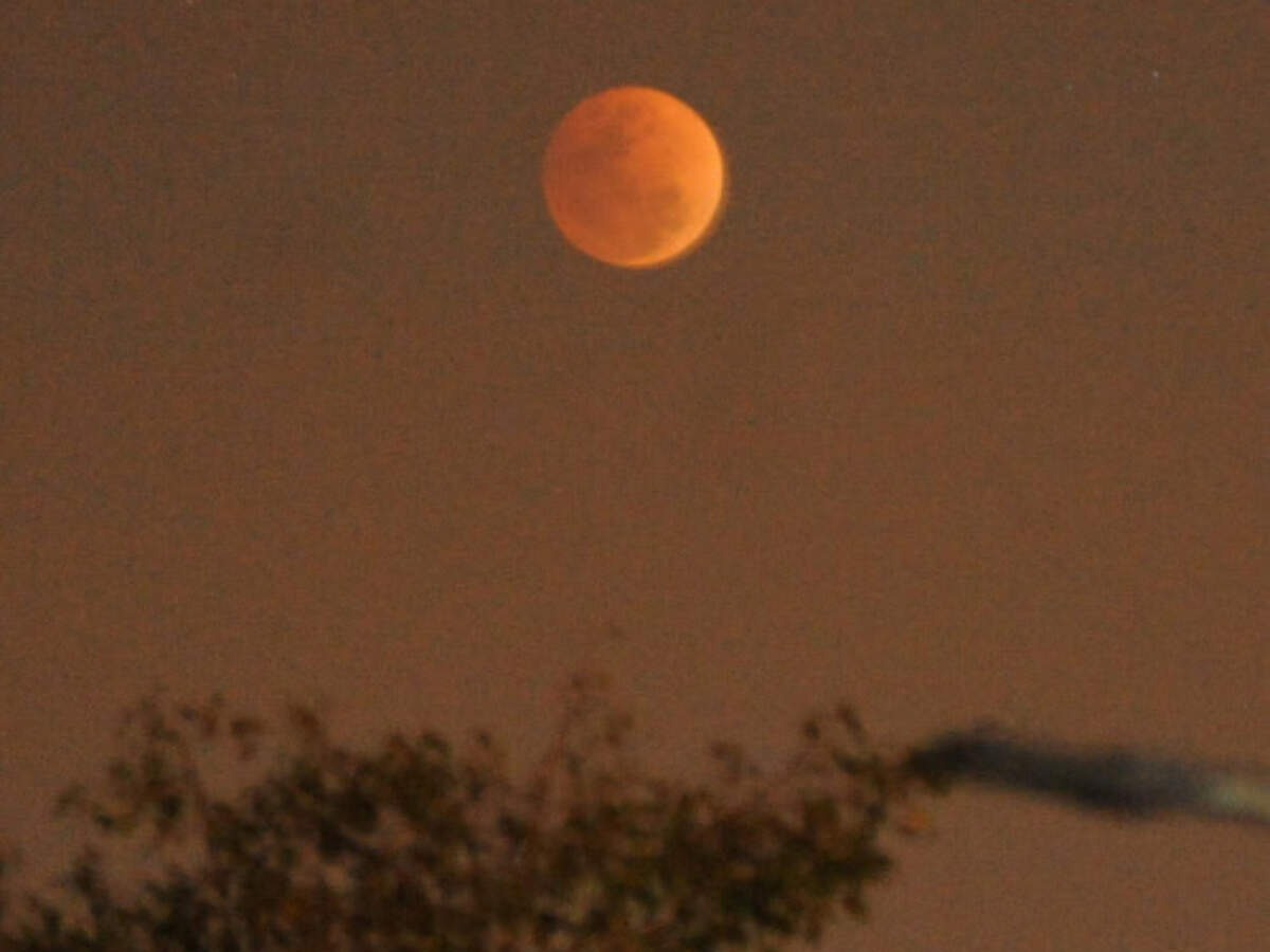 Lunar eclipse 2019: Chandra Grahan 2019 effects on human body, precaution and Safety tips