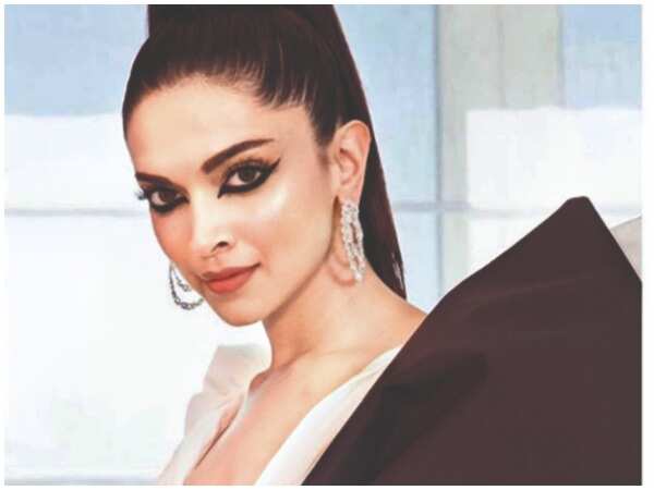 DEEPIKA_RESIZED