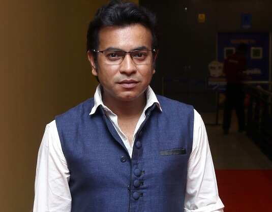 Rudranil Ghosh (4) online