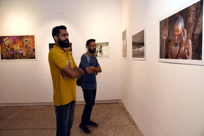 exhibition_photographer furqan khan (15)