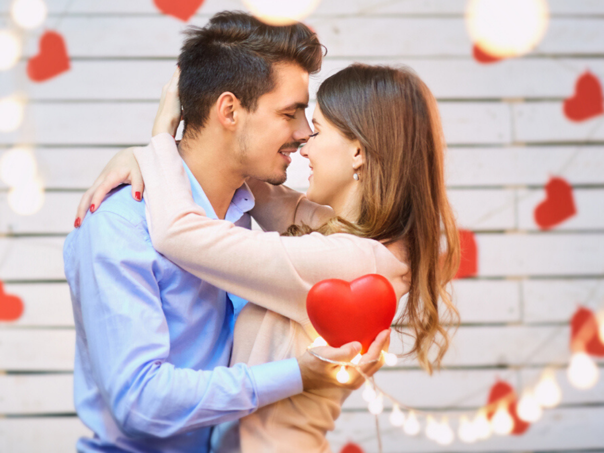 Happy Kiss Day 2020: Images, messages, wallpapers
