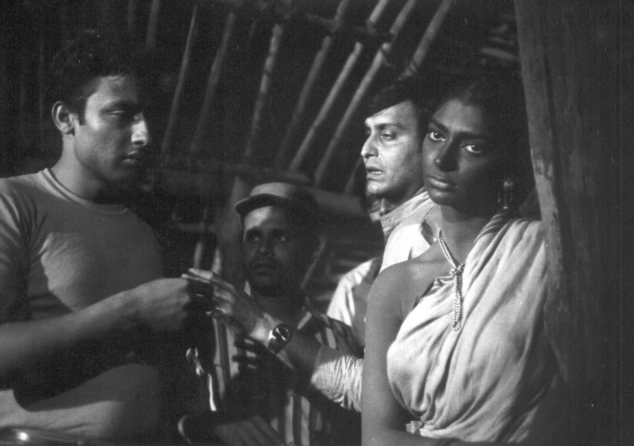 aranyaer dinratri3
