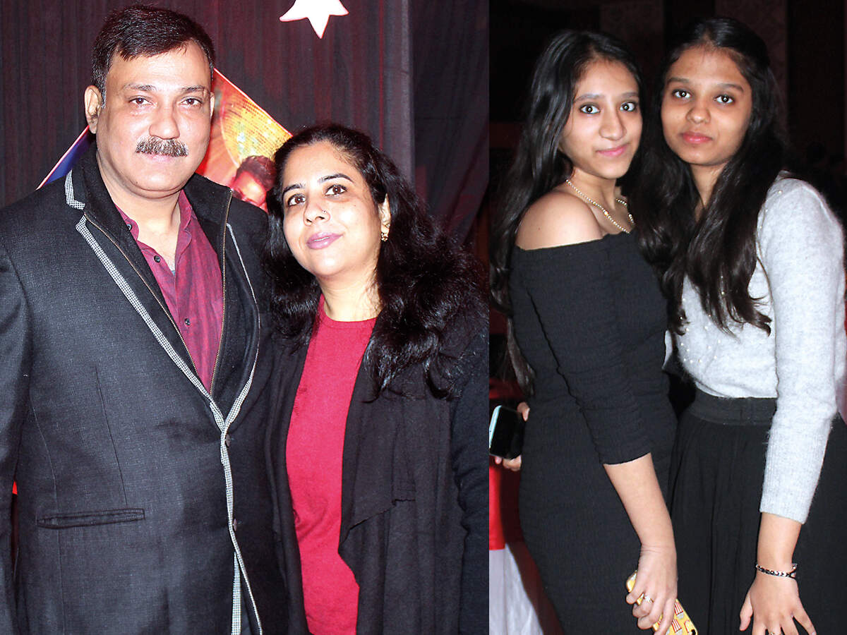 (L) Shailendra and Charu (R) Aditi and Sanavi (BCCL/ Arvind Kumar)