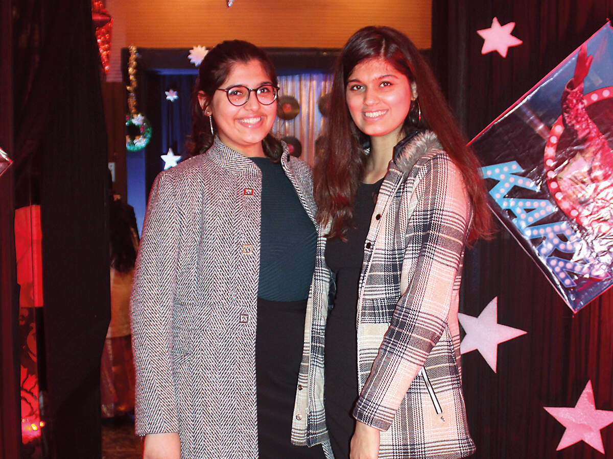 Devika (L) and Jhanvi (BCCL/ Arvind Kumar)