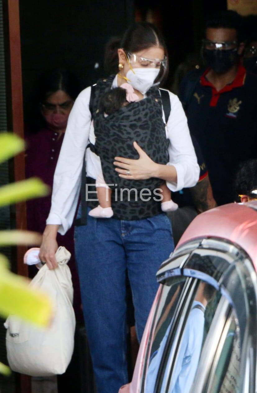 Anushka Sharma (2)