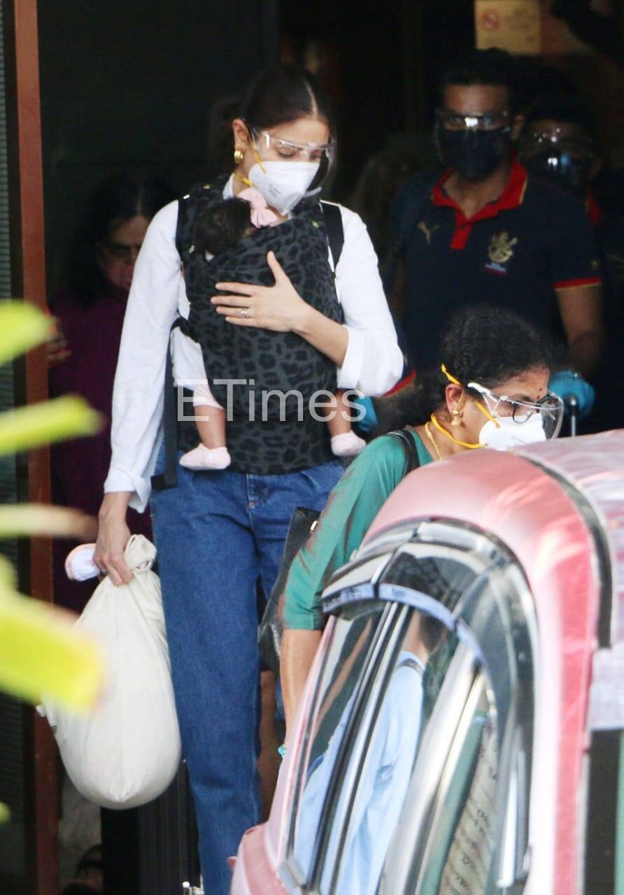 Anushka Sharma (4)