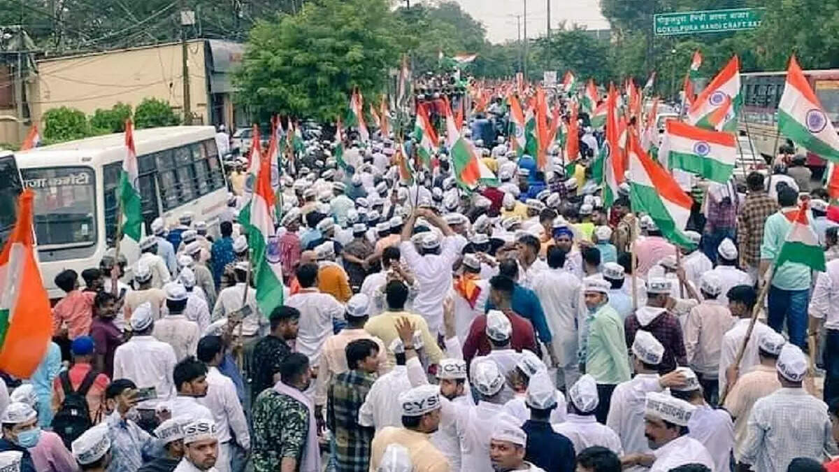 Crowd during Tiranga yatra