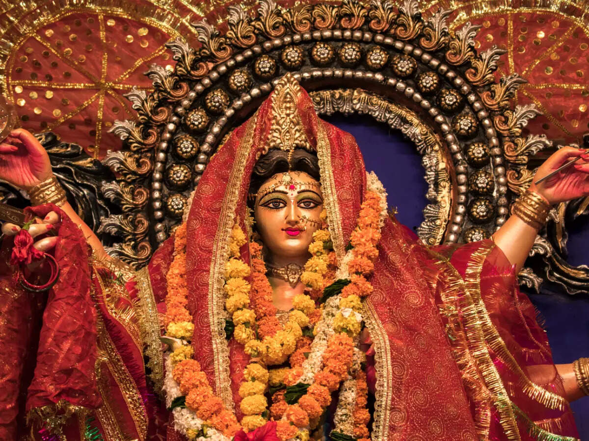 Happy Navratri, Navratri Wishes, Navratri Messages, Navratri Quotes, Navratri Images, Navratri Cards, Navratri Greetings, Navratri Quotes, Navratri Pictures, Navratri Whatsapp Status, Navratri Facebook Status, Navratri Status, Navratri GIFs, Navratri Wallpapers