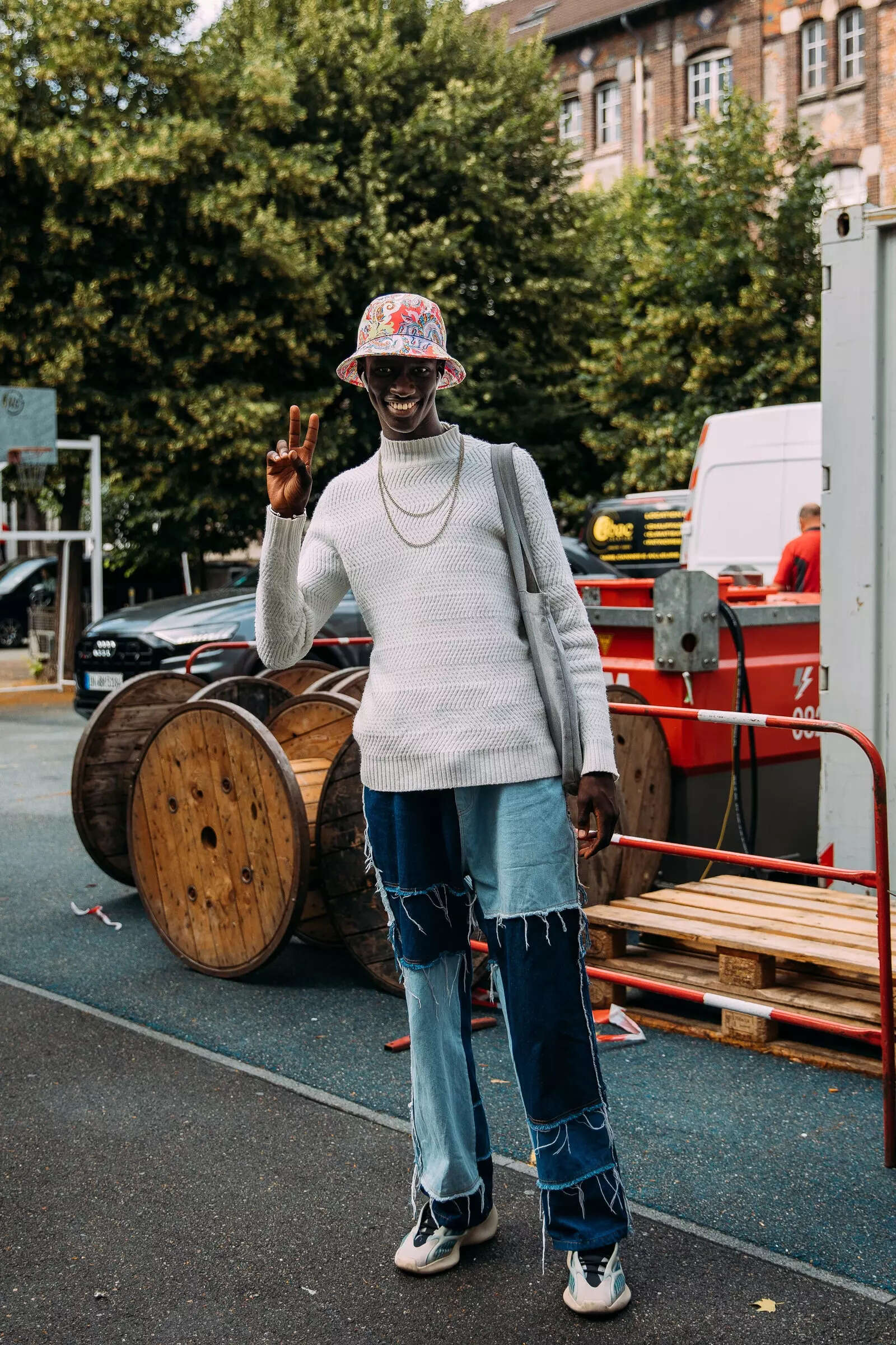 Model wearing  straight fit jeans made with denims of different kinds and colour at Paris Fashion Week (1).